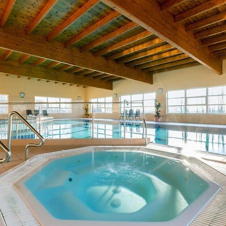 Bursztyn - Bernstein Spa & Wellness ドンプキ エクステリア 写真