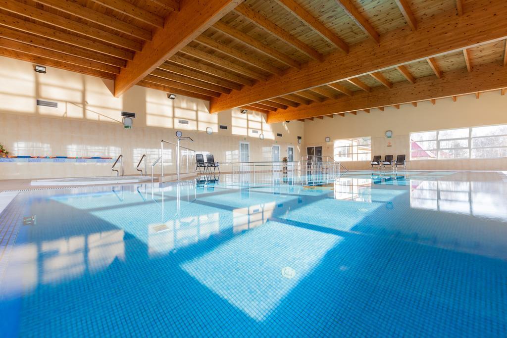 Bursztyn - Bernstein Spa & Wellness ドンプキ エクステリア 写真