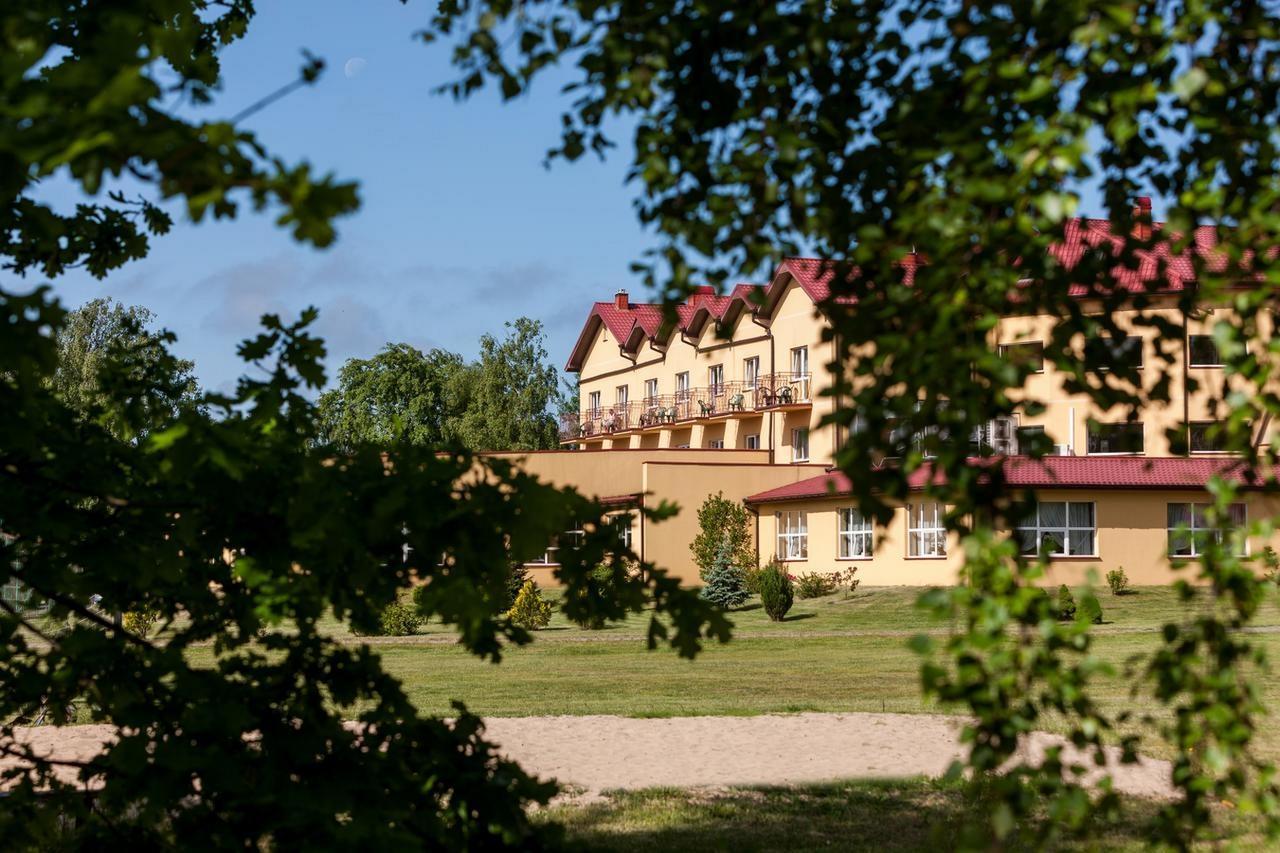Bursztyn - Bernstein Spa & Wellness ドンプキ エクステリア 写真